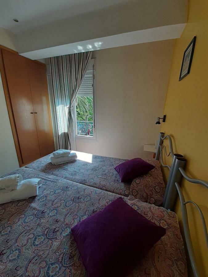 Hostal Puig Rom Roses Exteriér fotografie